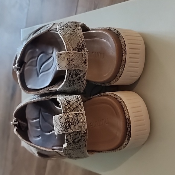 Nuture from dillards NEW sandals - Picture 3 of 8